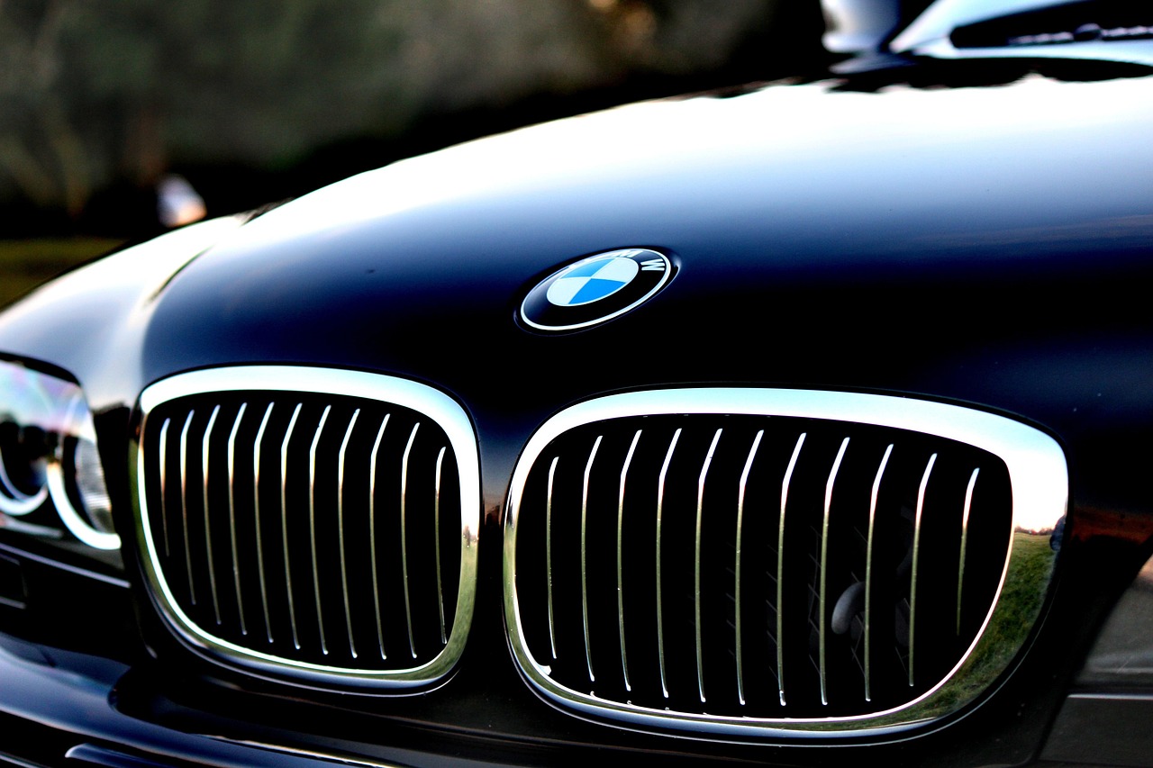 DETAILING AUTOMOBILA